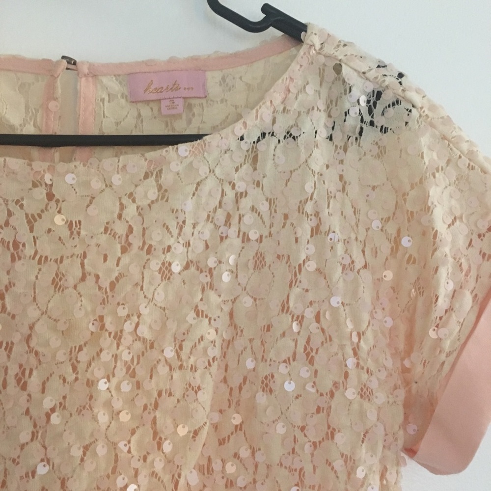 Sequined Lace/Pink Top - Picture 4 of 6